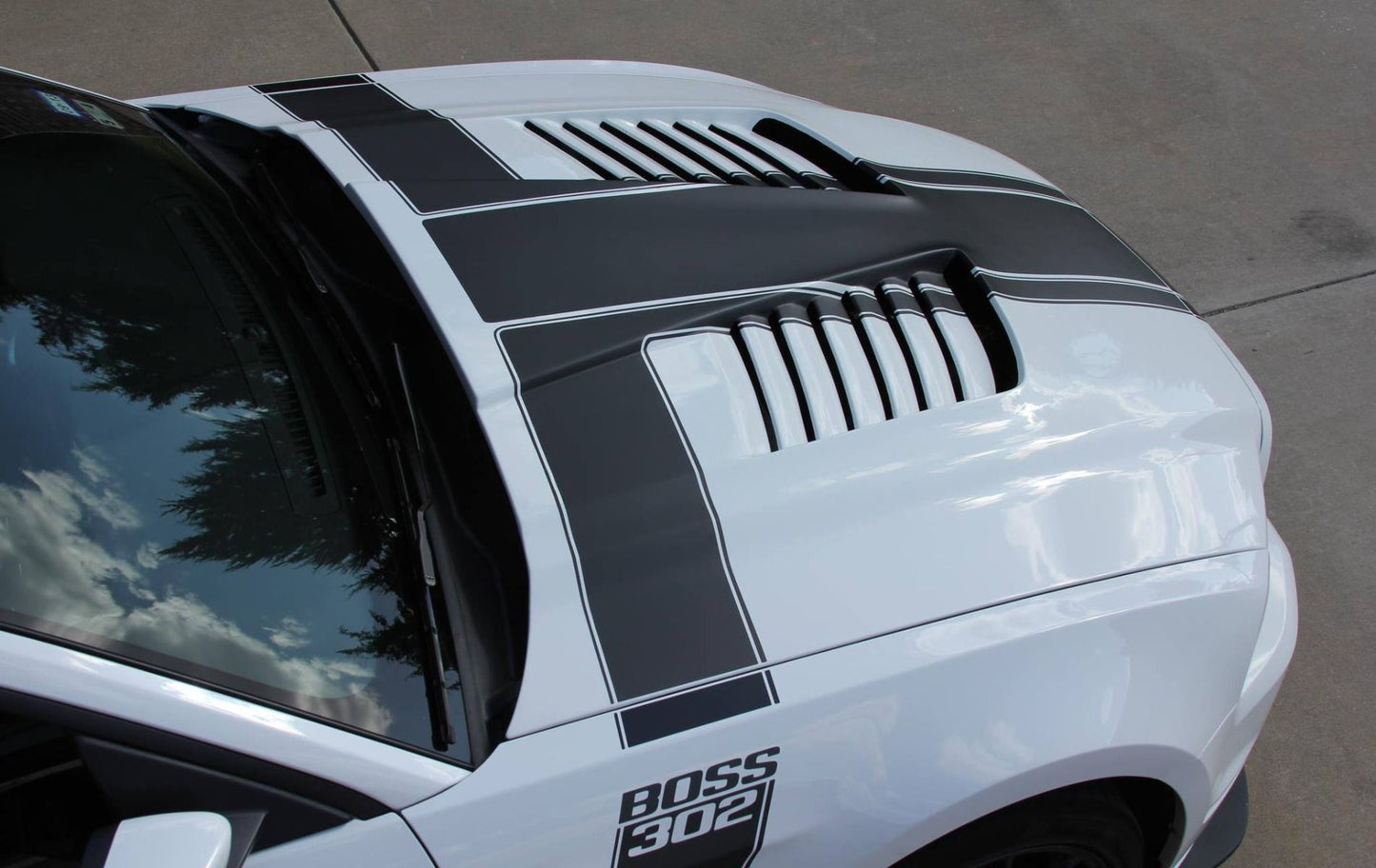 Chicane23 Heat Extracting Hood Mustang 2013-2014