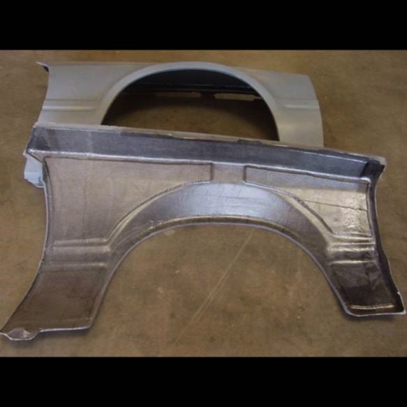 Chicane23 Fiberglass Fox Fenders With 2 Inch Flare and Rear Carbon Fiber Flares 1979-1993