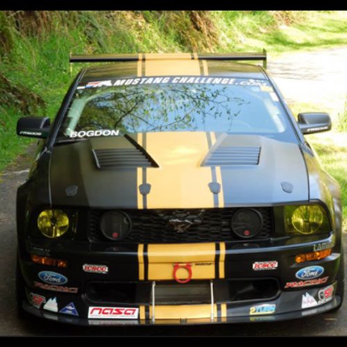Chicane23 Heat Extracting Hood Mustang 2005-2009